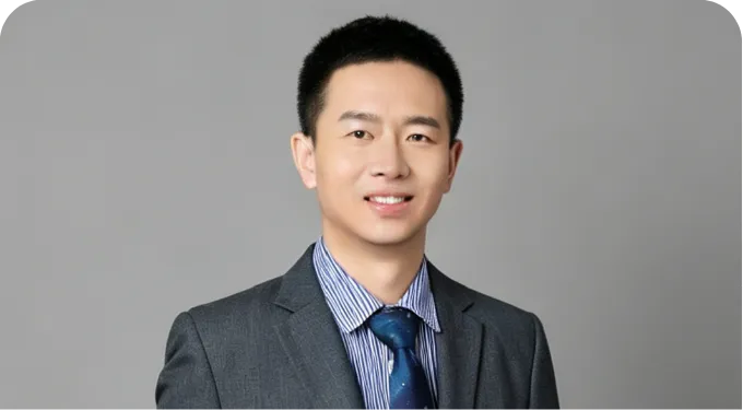 吴 · 营销中心副总经理